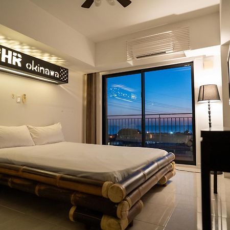 Royal Hotel Yomitan Zewnętrze zdjęcie
