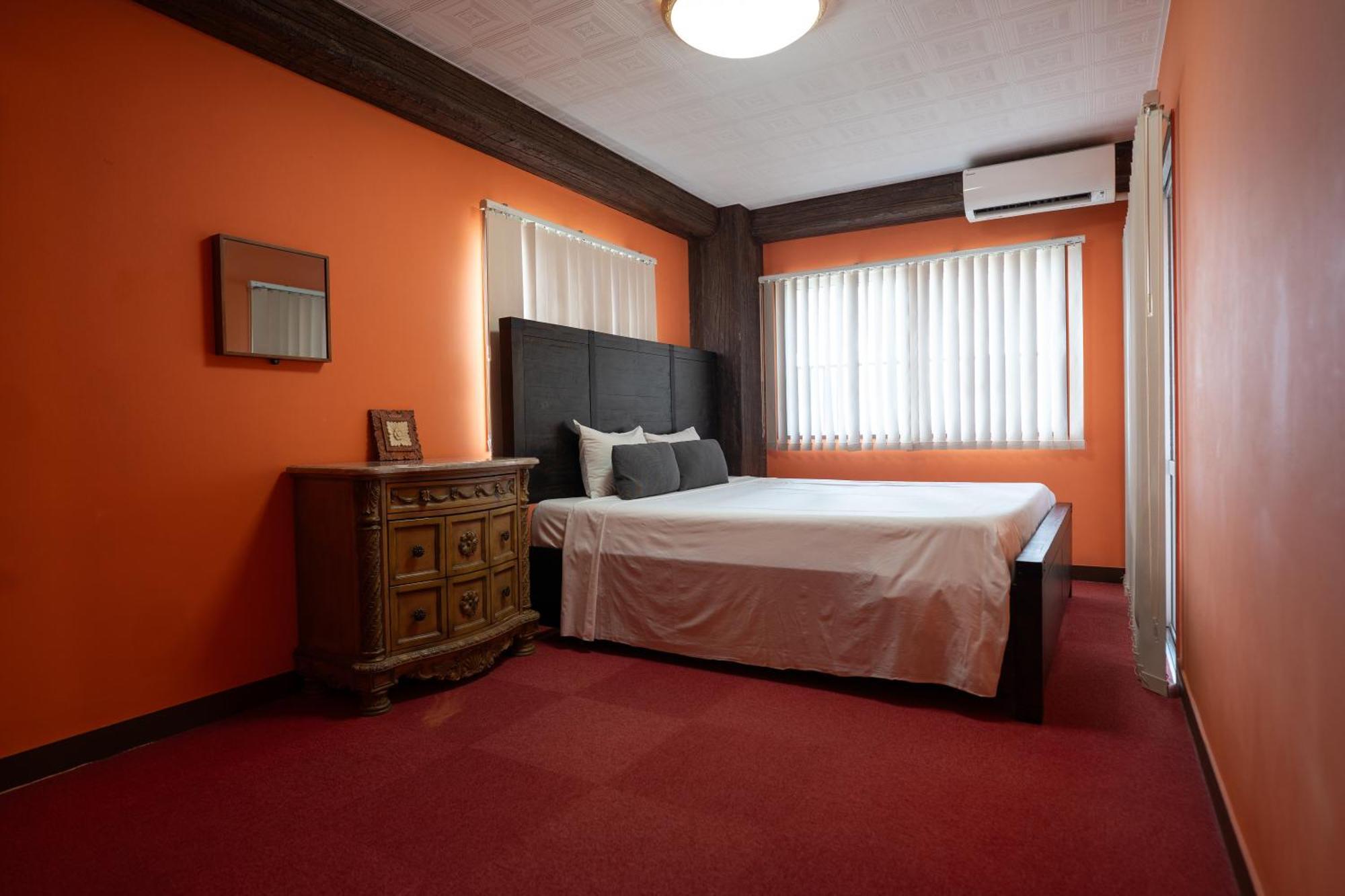 Royal Hotel Yomitan Zewnętrze zdjęcie