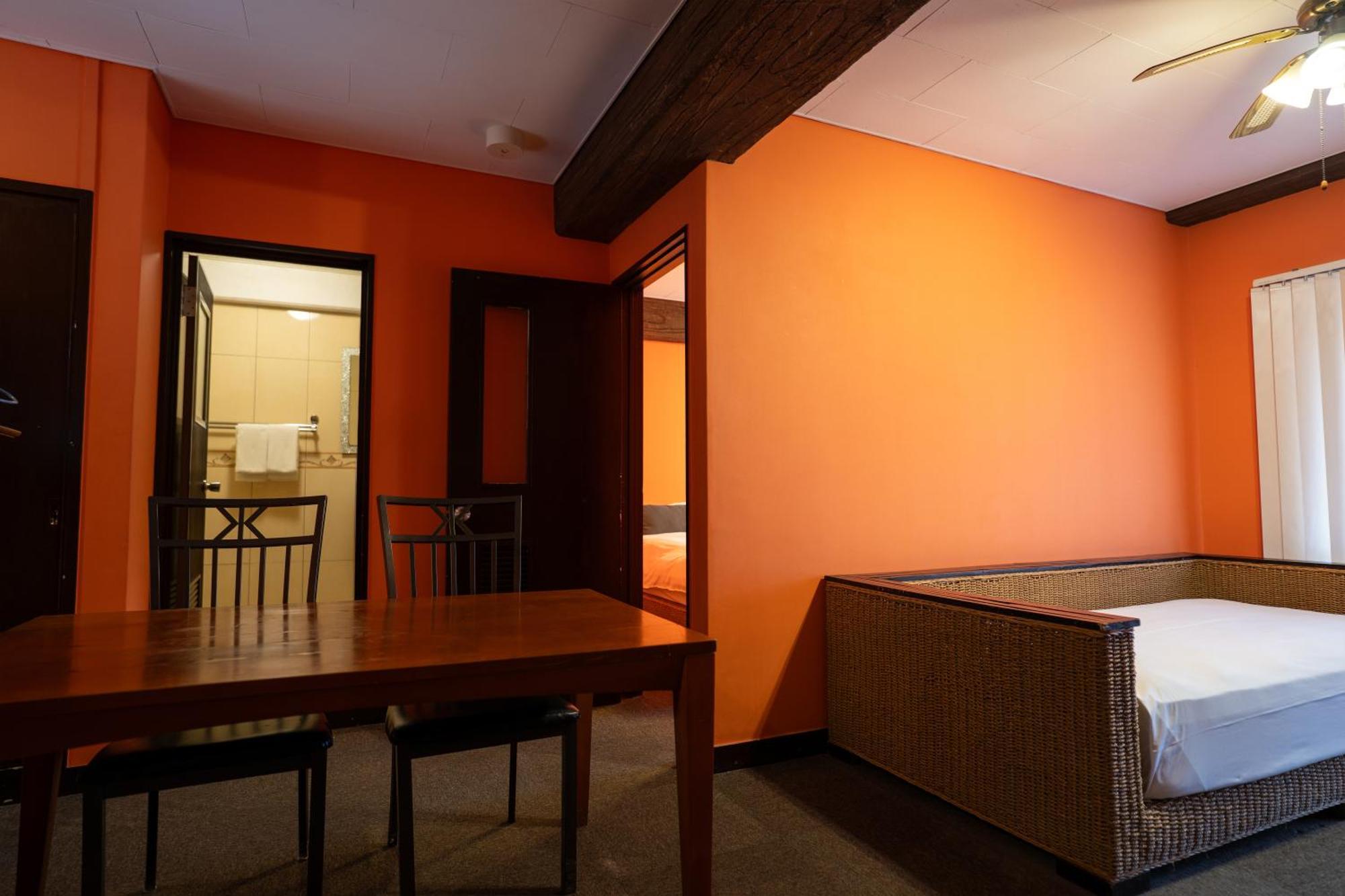 Royal Hotel Yomitan Zewnętrze zdjęcie
